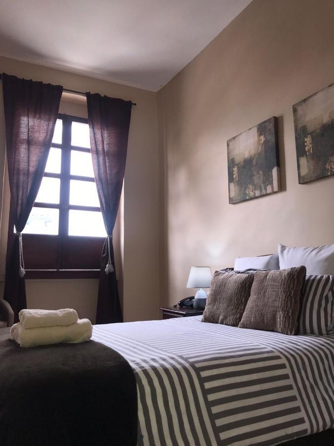 Hotel En El Centro Historico Κουένκα Εξωτερικό φωτογραφία