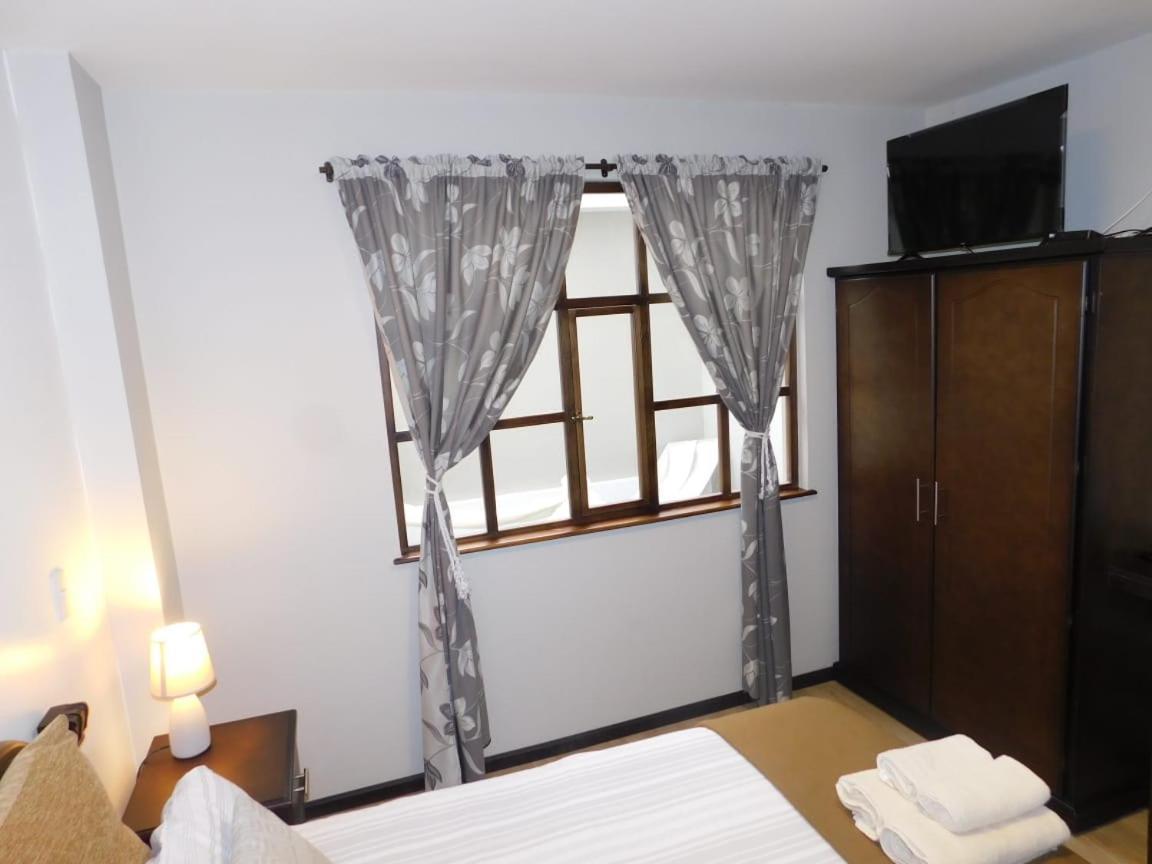 Hotel En El Centro Historico Κουένκα Εξωτερικό φωτογραφία